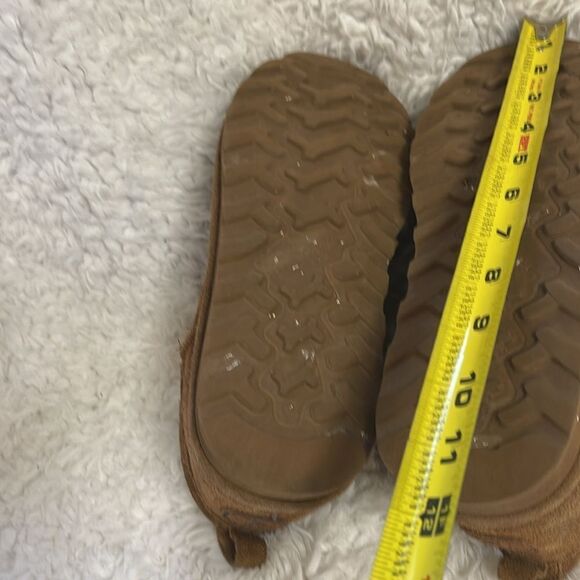 BearPaw Leather suede Tan short Boots with sheepskin and wool lining blend SZ8 - Picture 11 of 12